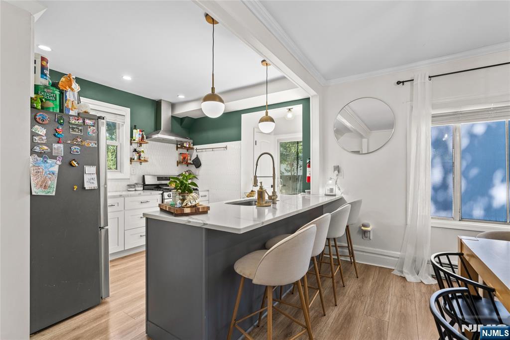 44 Richelieu Place, Newark, NJ, 07106