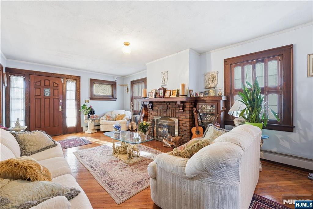 9 Harvard Terrace - Photo 3