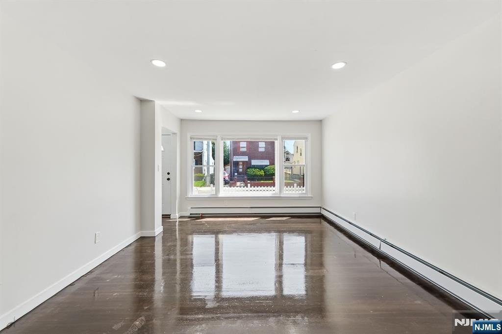 325 Schley Street - Photo 3