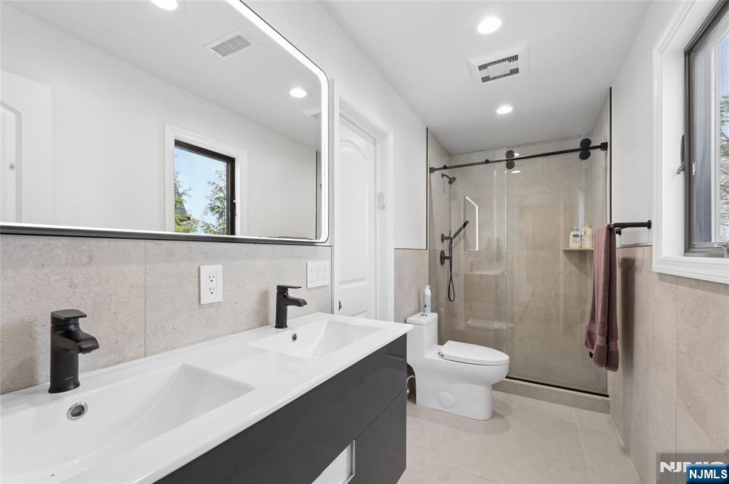 160 Magnolia Avenue — photo 29