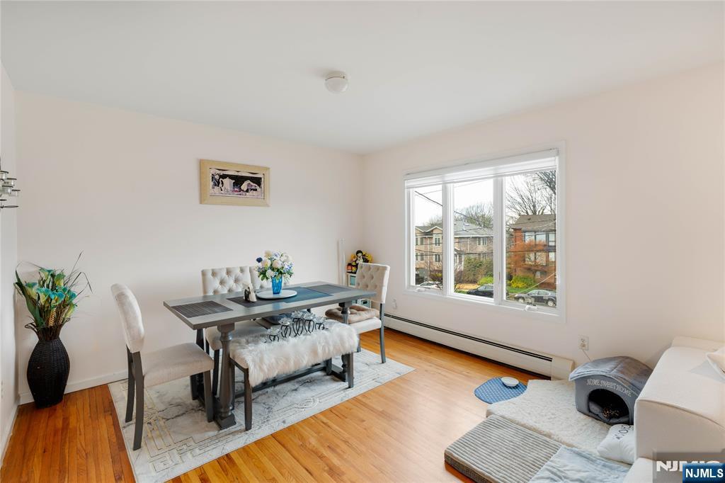 120 E Edsall Boulevard - Photo 4