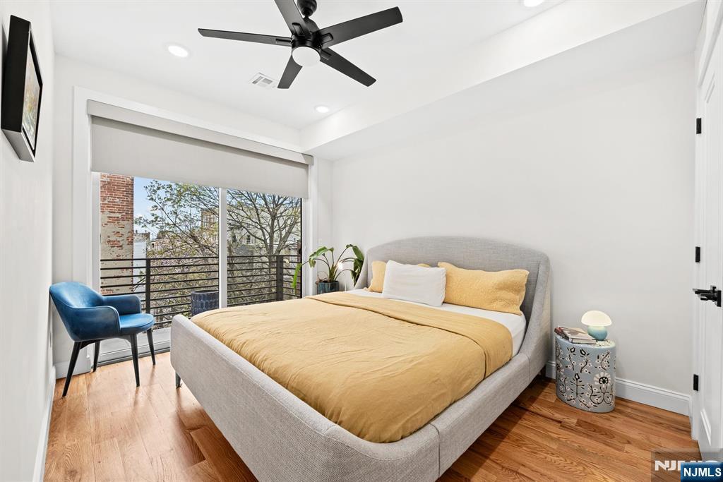 865 Summit Avenue #2