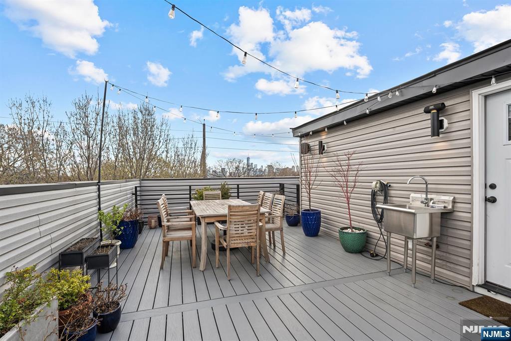 865 Summit Avenue #2
