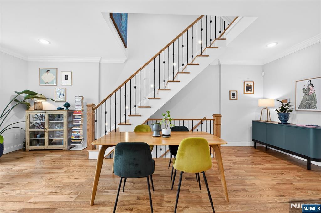865 Summit Avenue #2