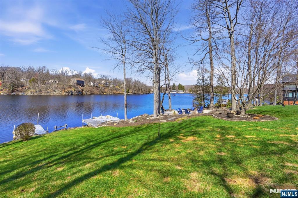 173 Point Breeze Drive, West Milford, NJ 07421 Listing Photo  26