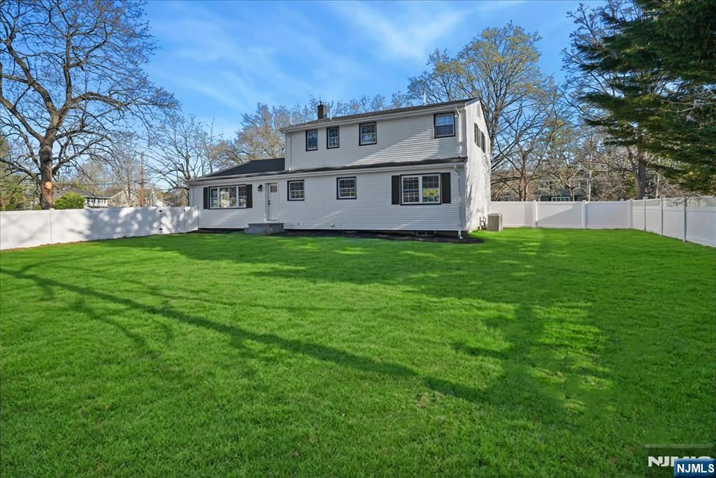 56 Manor Road - Photo 4