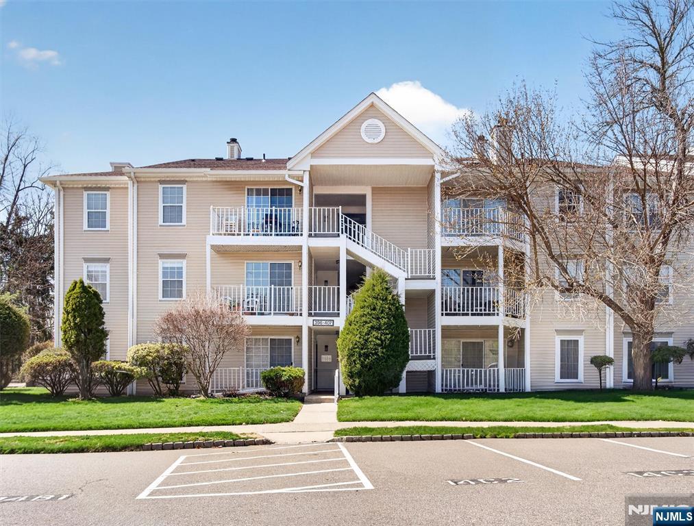 403 Poets, #403, Mahwah, NJ 07430 Listing Photo  0