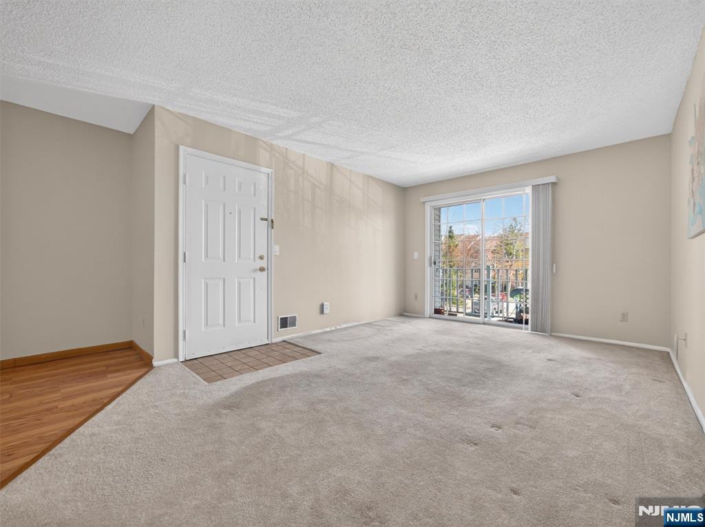 403 Poets, #403, Mahwah, NJ 07430 Listing Photo  2