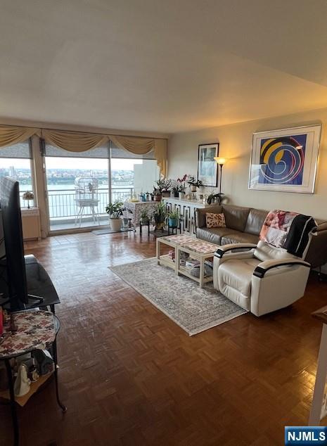 2 Horizon Rd #1423, Fort Lee, NJ 07024
