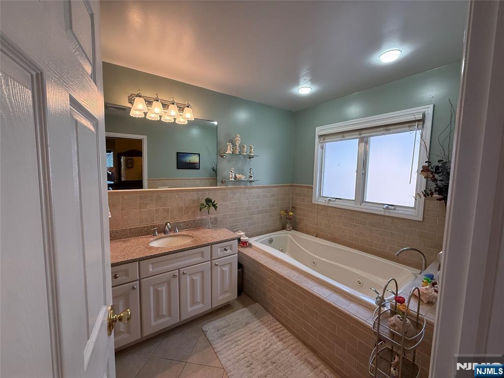 257B 5th Street, #2, Palisades Park, NJ 07650 Listing Photo  8