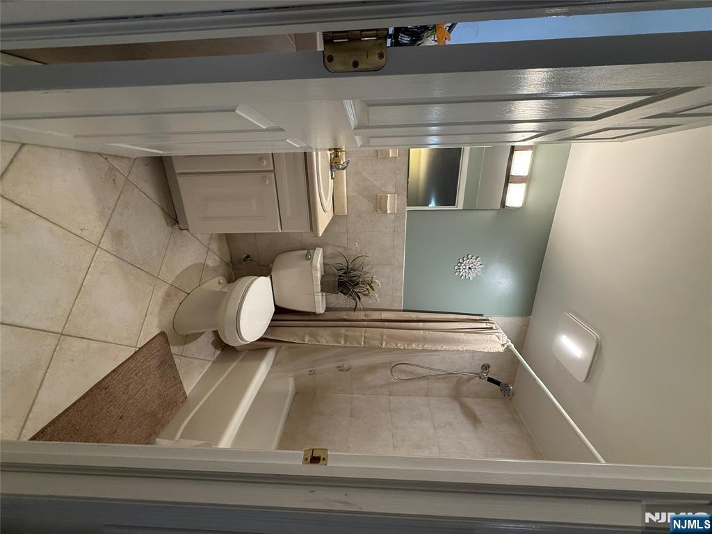 257B 5th Street, #2, Palisades Park, NJ 07650 Listing Photo  9