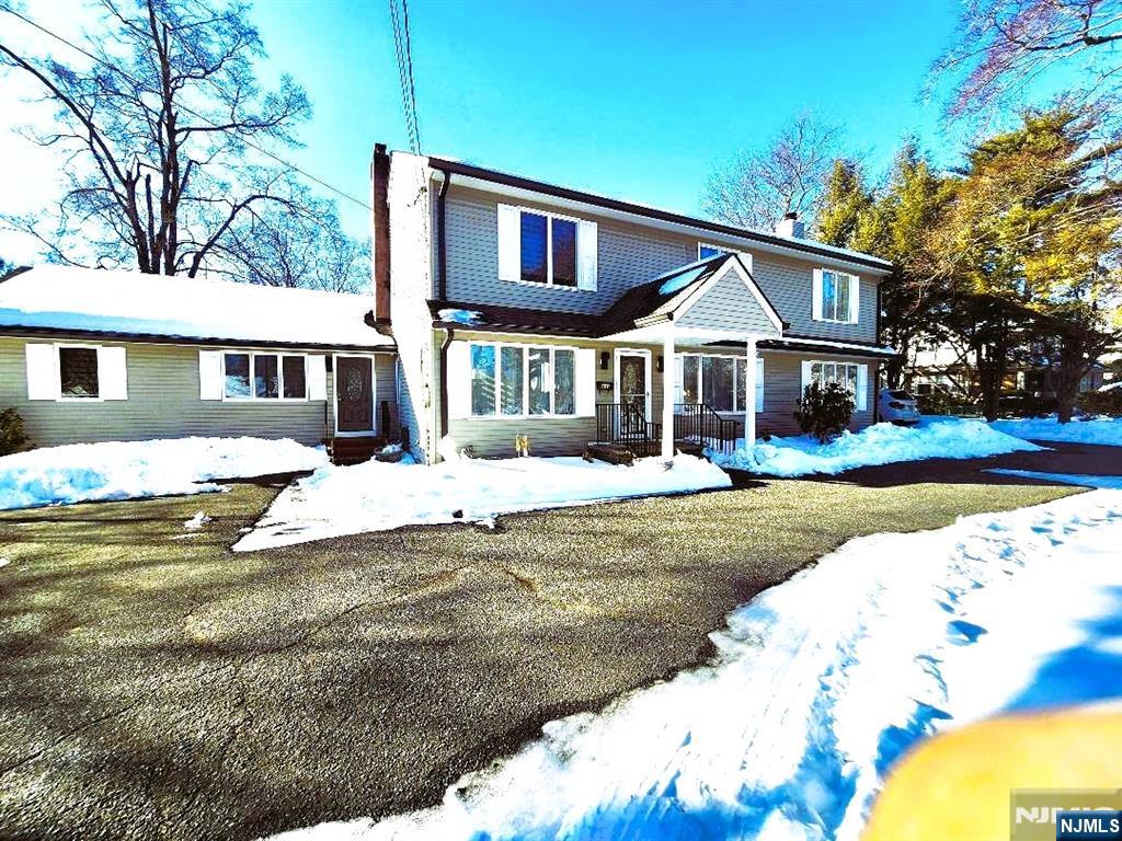 372 Adams St, Newark City, NJ, 07114-2902