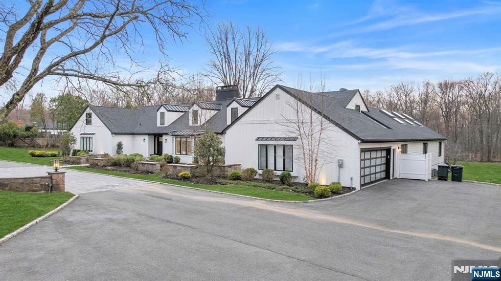 16 Greenbrook Road - Photo 1