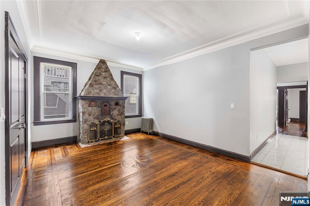 135 Tremont Avenue - Photo 5