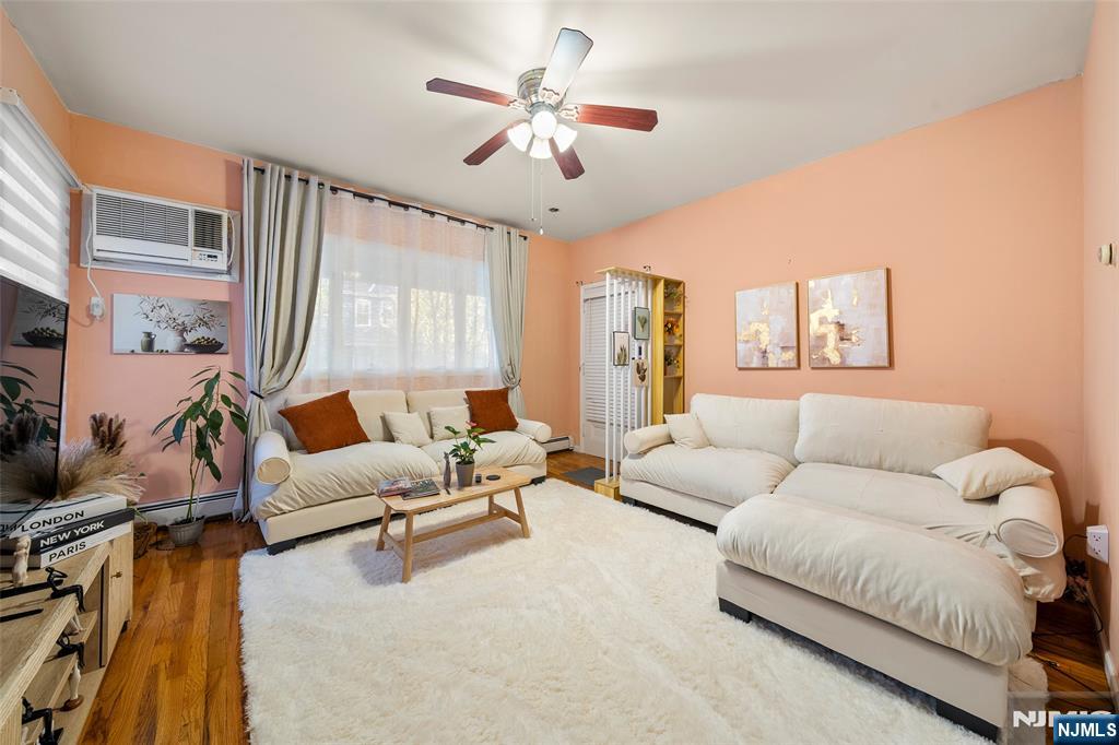 37 47th Street - Photo 4