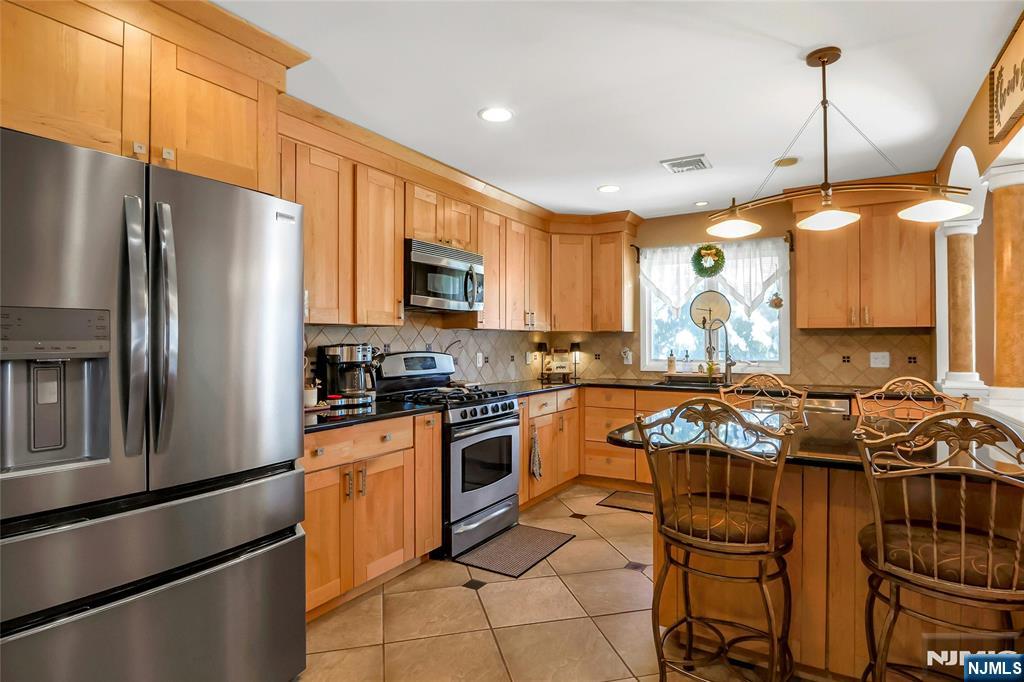 236 Oak Avenue, River Vale, NJ, 07675