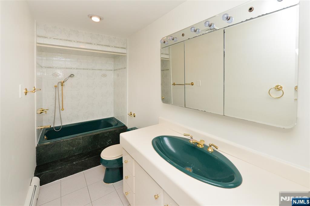 73 S Prospect Avenue