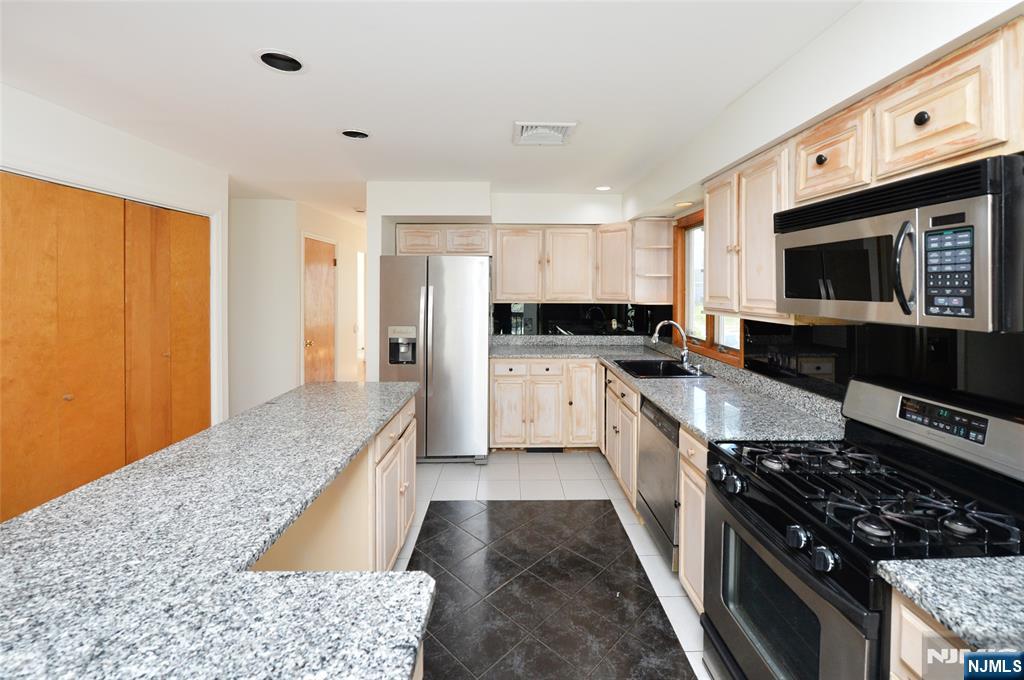 73 S Prospect Avenue