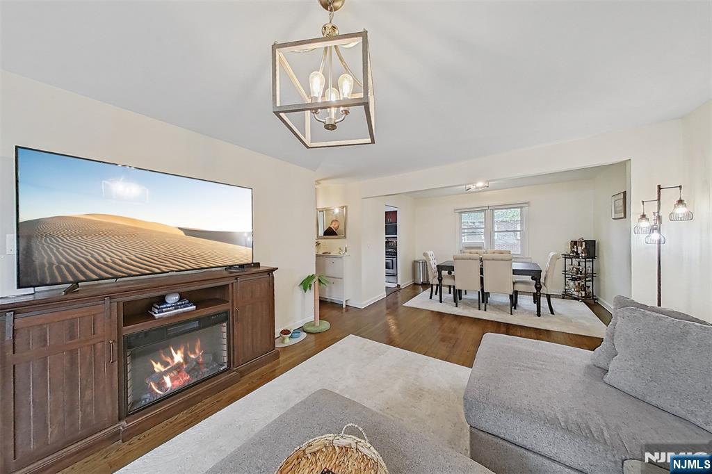 151 E Palisade #6D