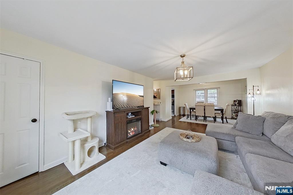 151 E Palisade #6D