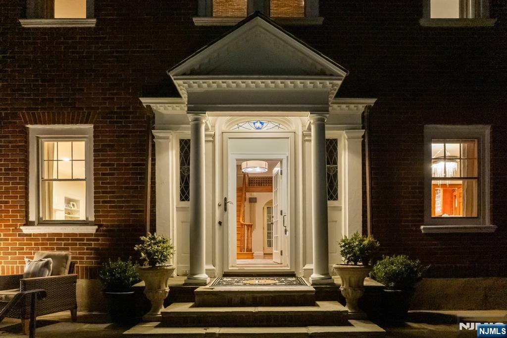 174 Highland Avenue - Photo 1