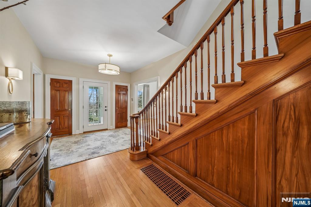 174 Highland Avenue - Photo 5