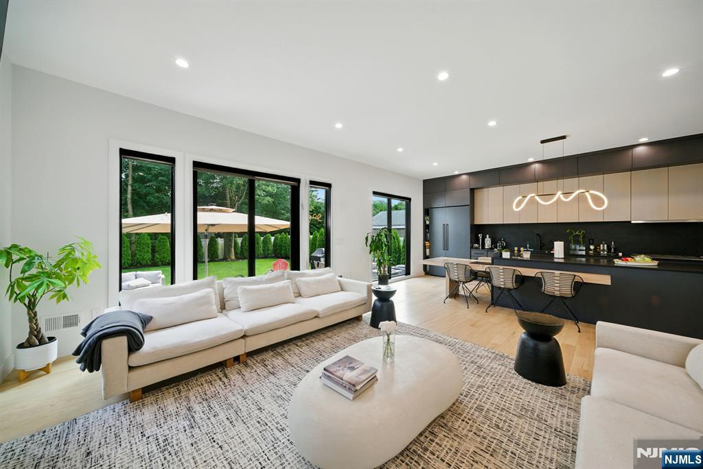 90 Columbus Drive, Tenafly, NJ, 07670