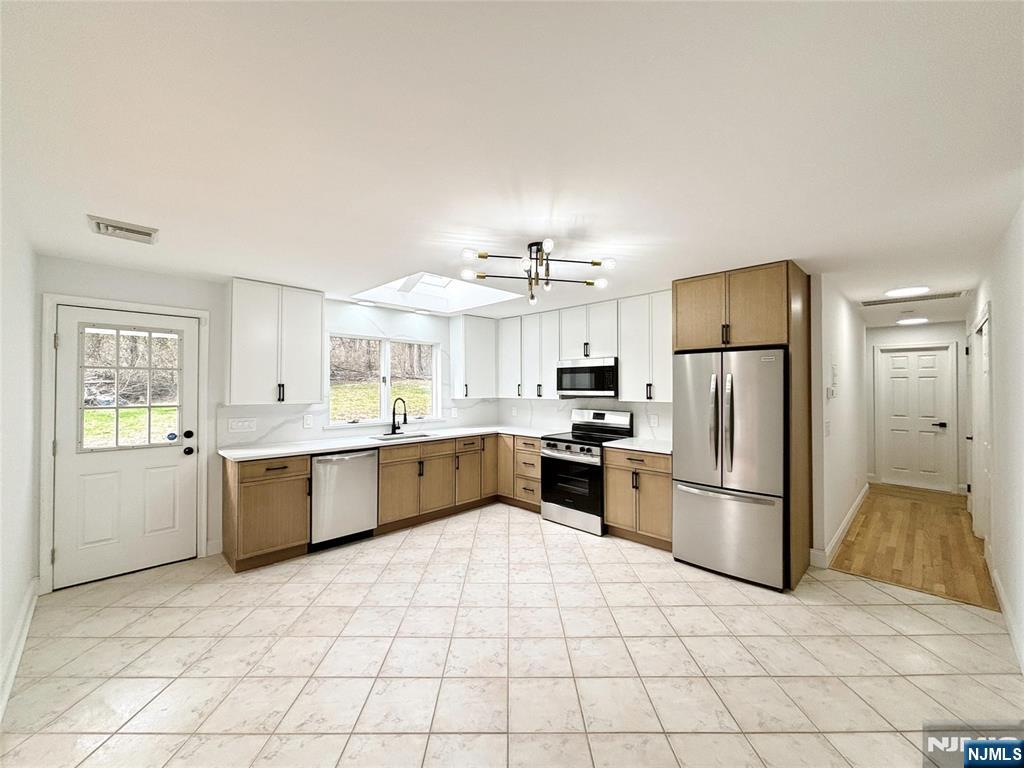 4 Baker Road - Photo 5