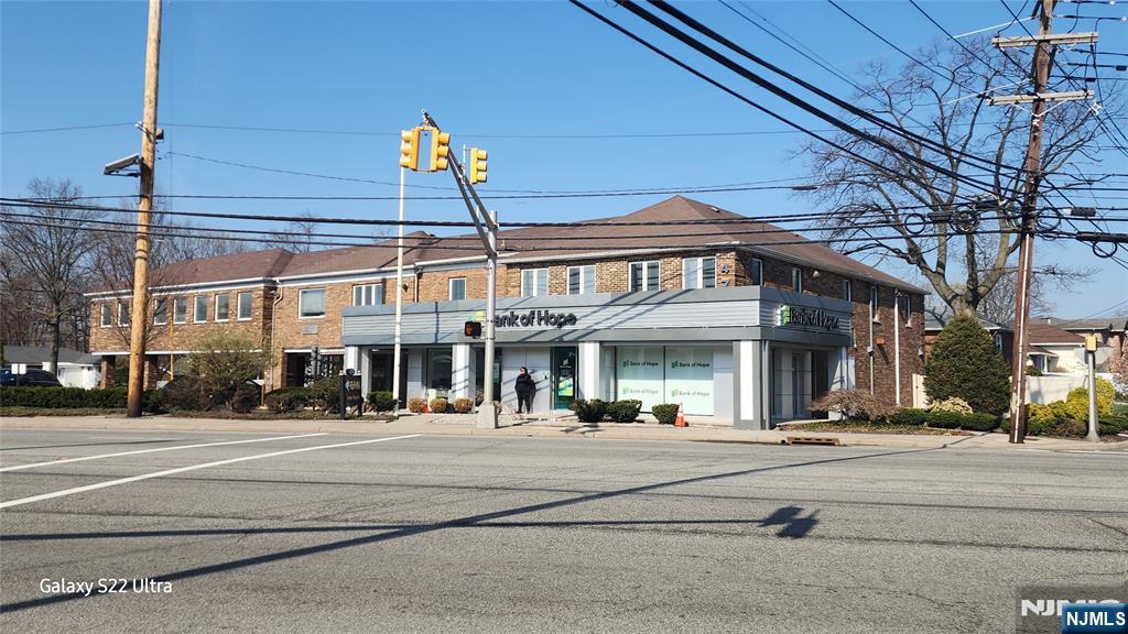 215 Main Street, Fort Lee, NJ, 07024