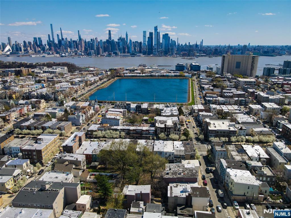 414 Monastery Place - Photo 2