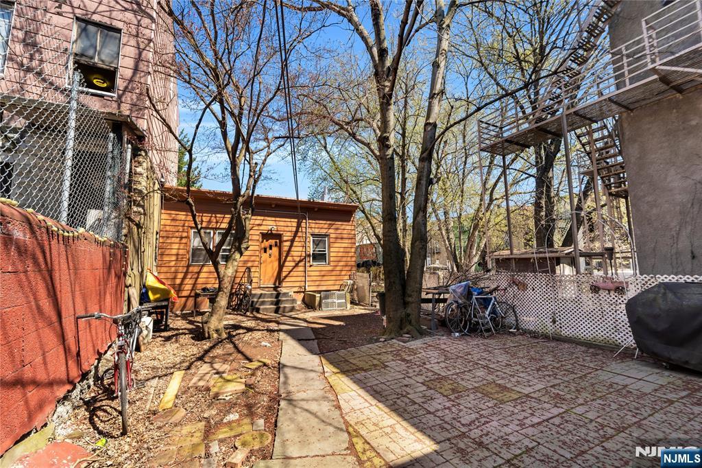 414 Monastery Place - Photo 3