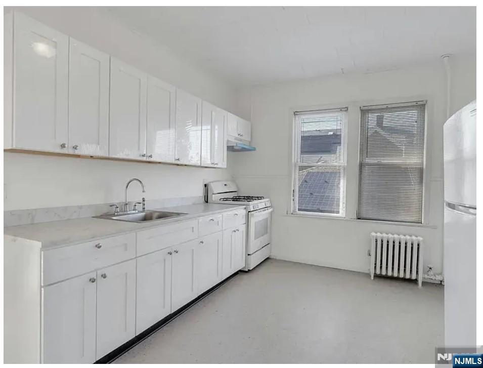 649 New Jersey Avenue 2A - Photo 2