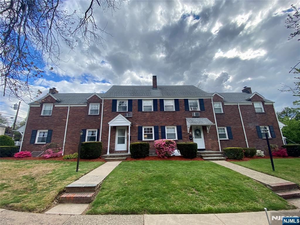 511 Hussa St UNIT&nbsp;2, Linden City, NJ, 07036-2817