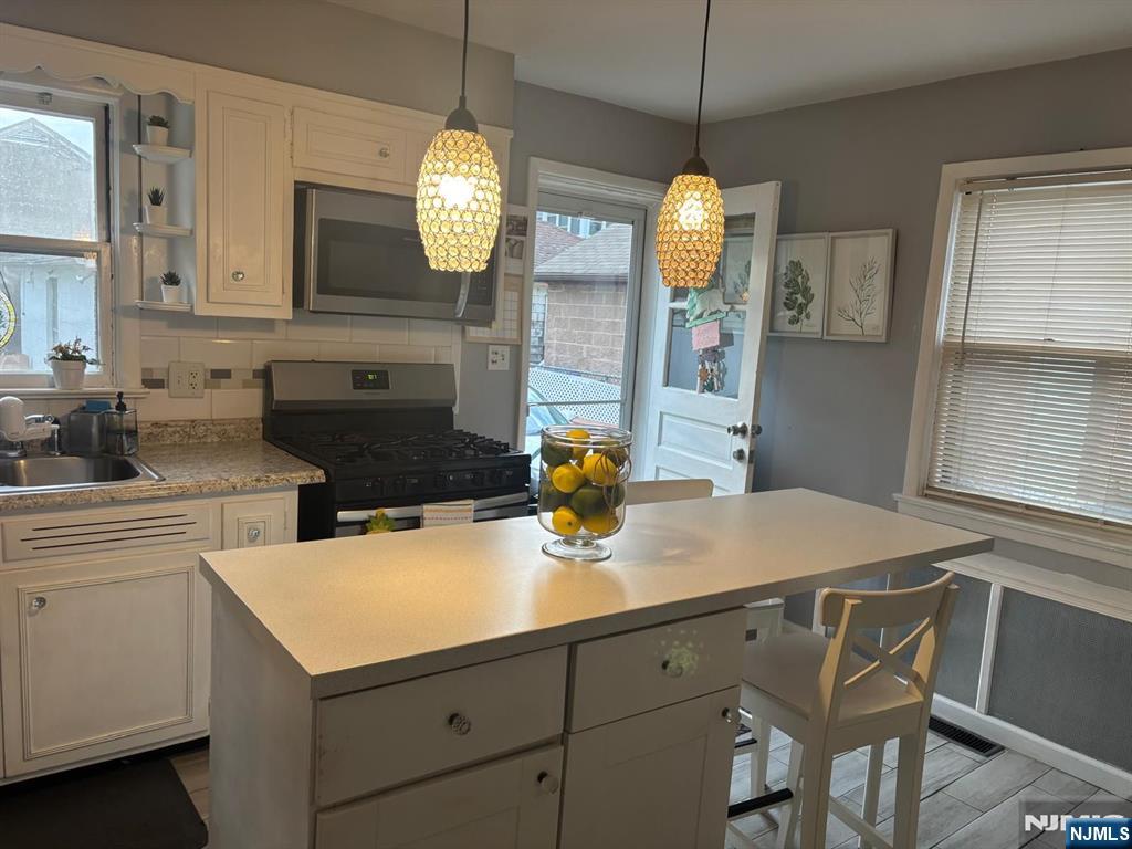 260 22nd Street - Photo 3