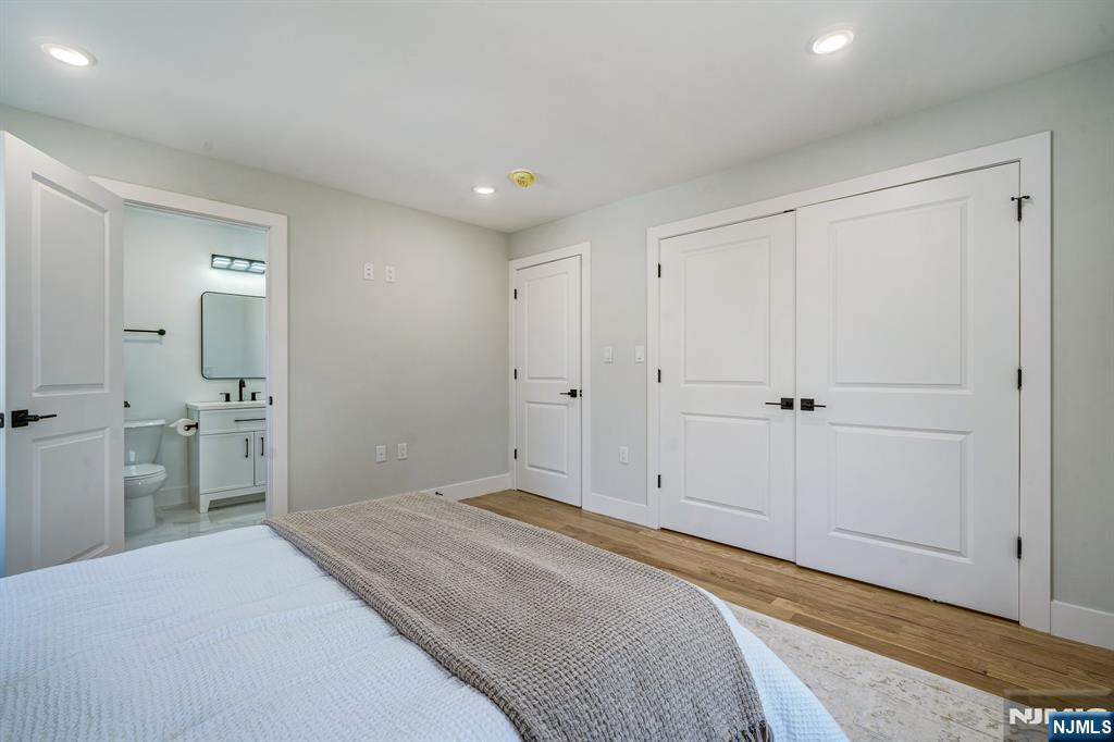 25 Brookside Avenue