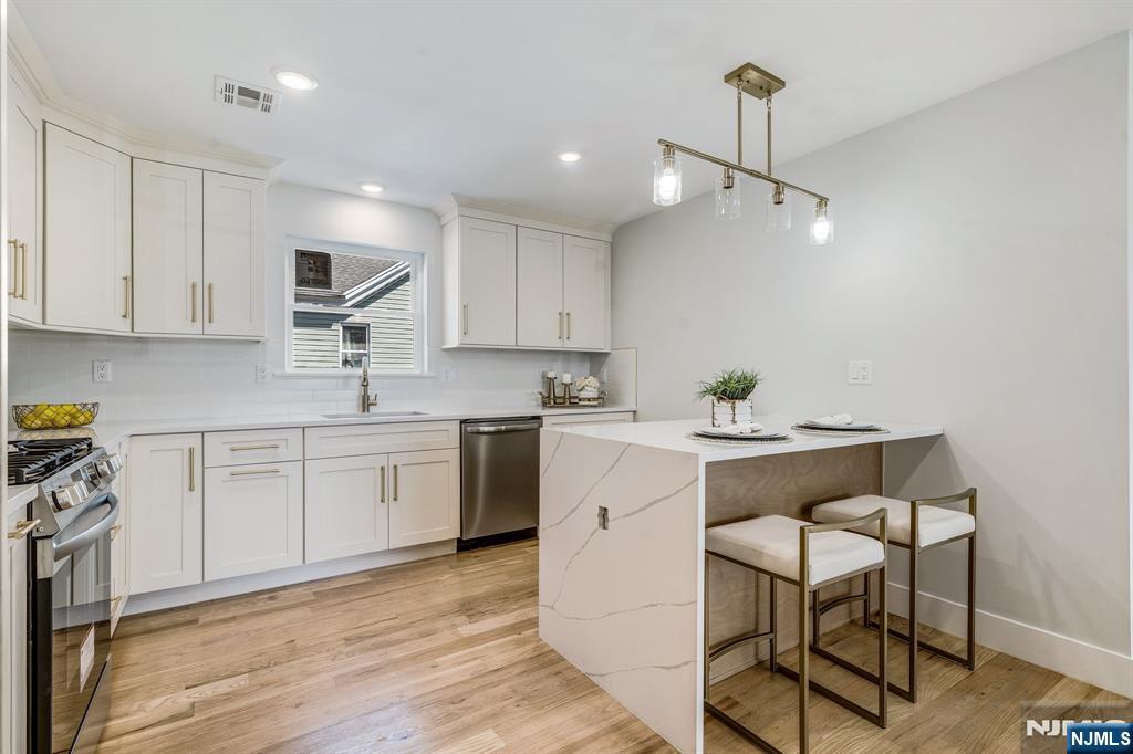 25 Brookside Avenue