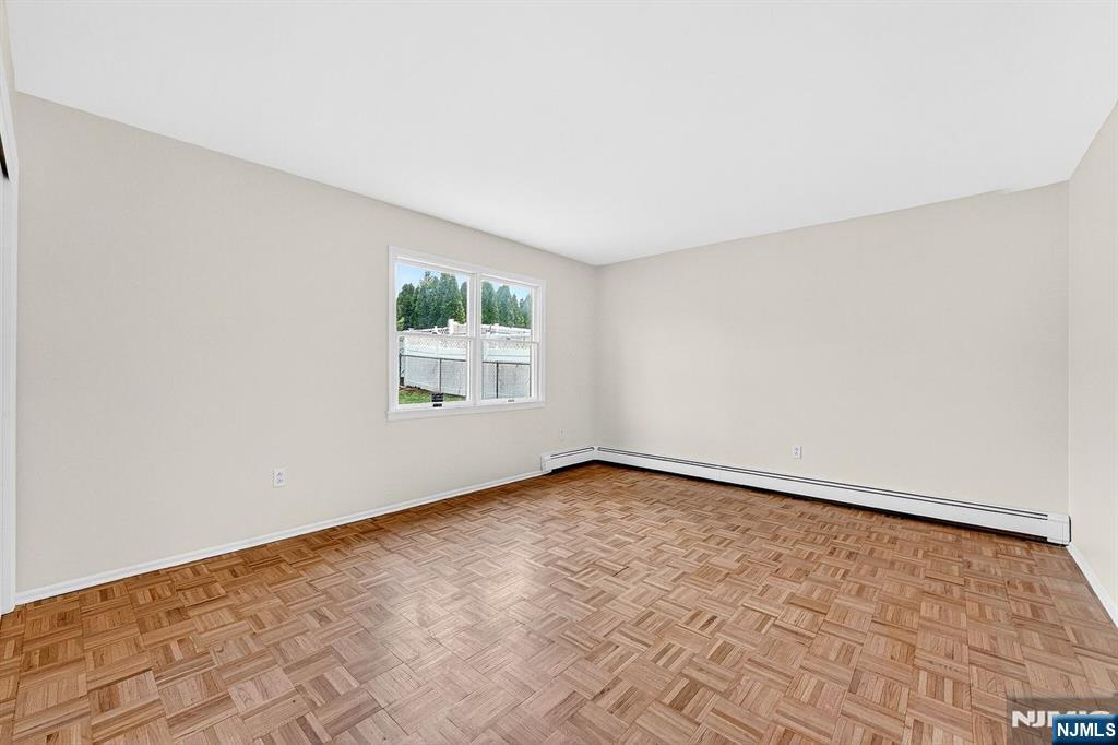 392 Mercer Avenue, River Edge, NJ, 07661