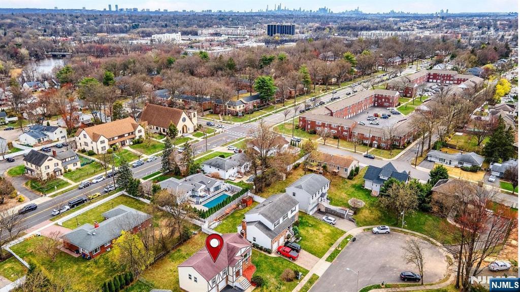 392 Mercer Avenue, River Edge, NJ, 07661