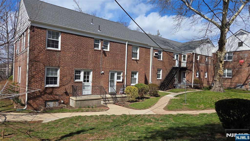 145 River Drive, Elmwood Park, NJ, 07407