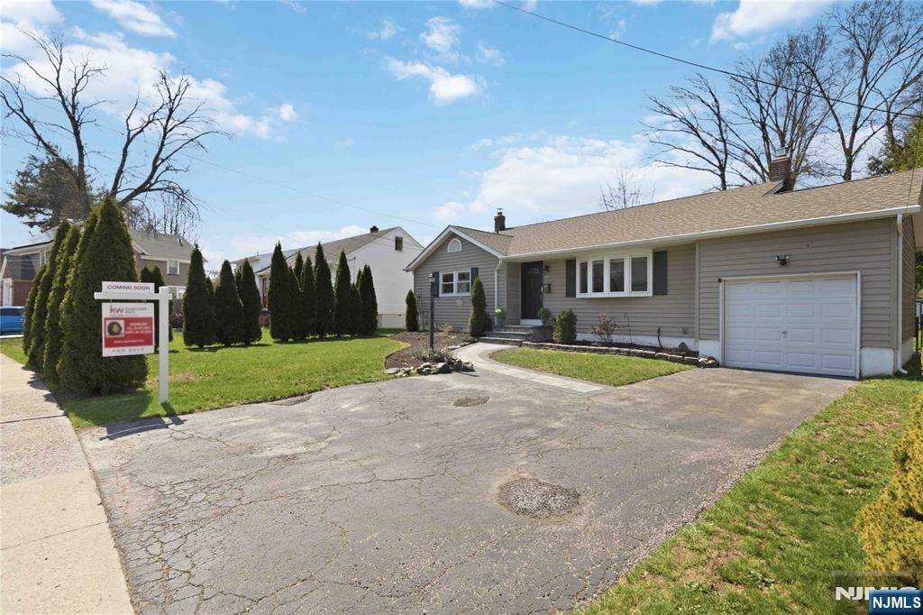 345 Saddle River Road - Photo 3