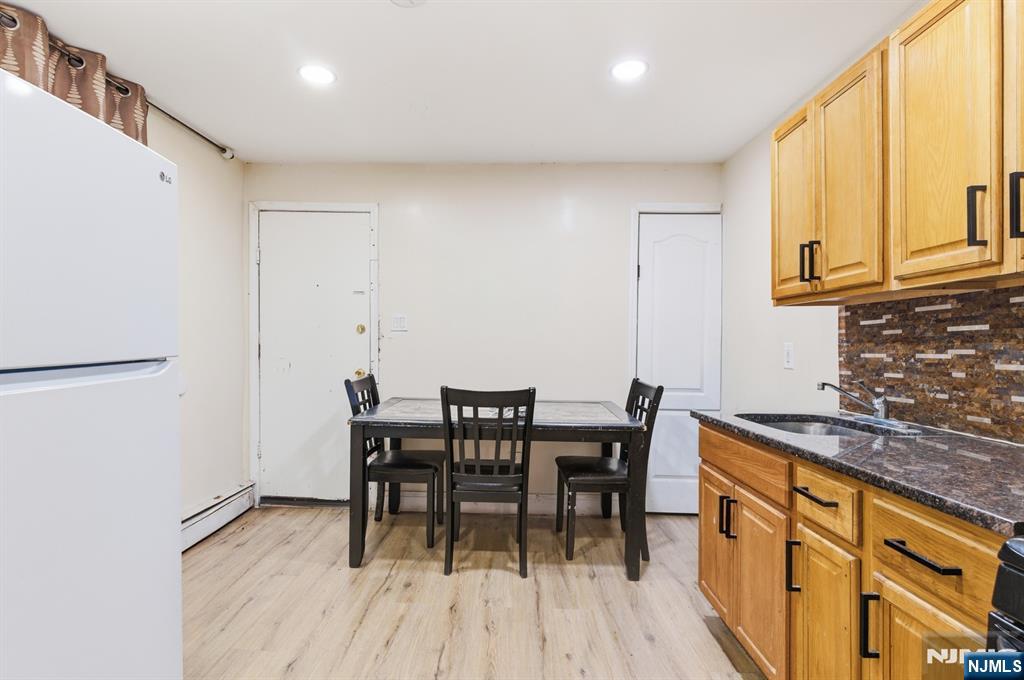 402 15th Street - Photo 4