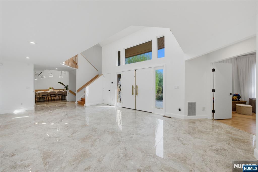 291 Truman Drive - Photo 3