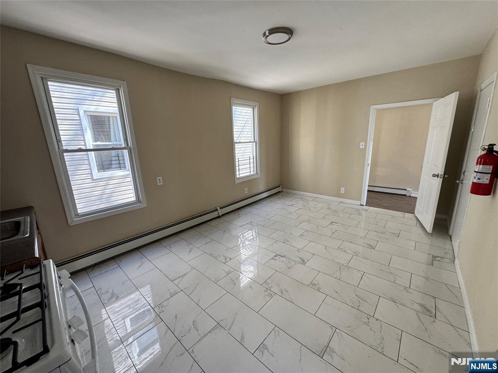 88-90 6th Street - Photo 3