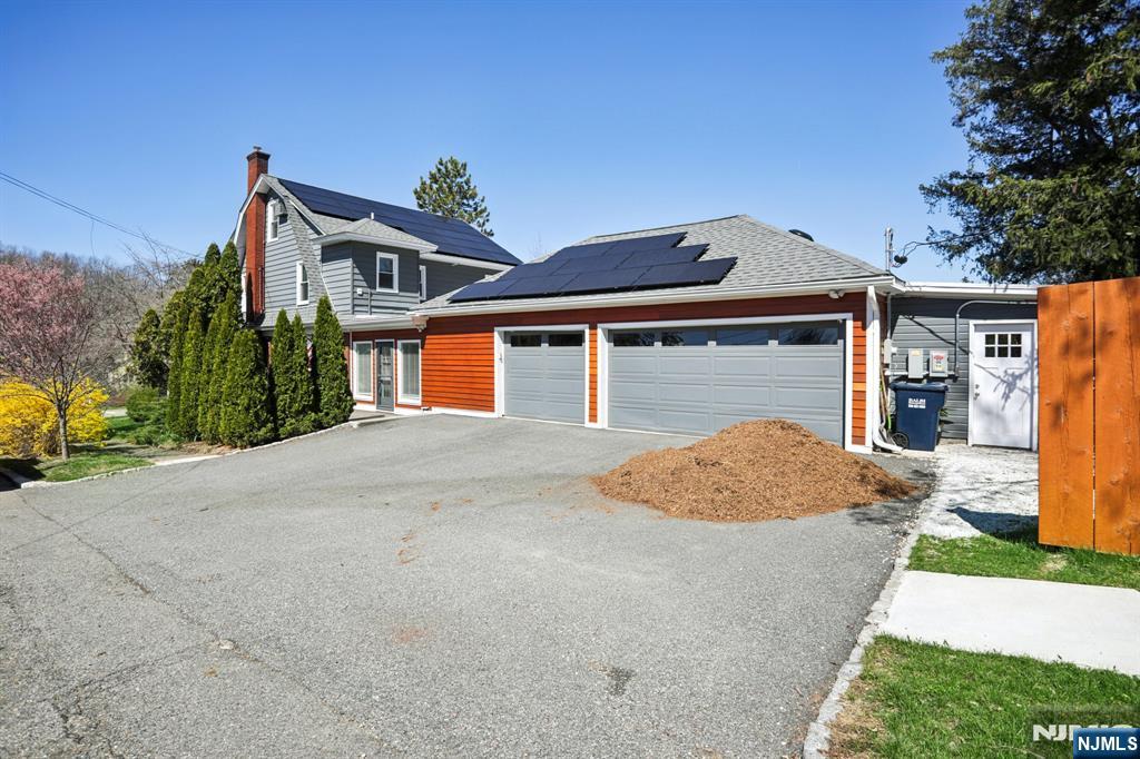 29 Park Avenue - Photo 2