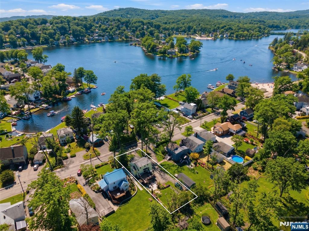 63 Franklin Road - Photo 2