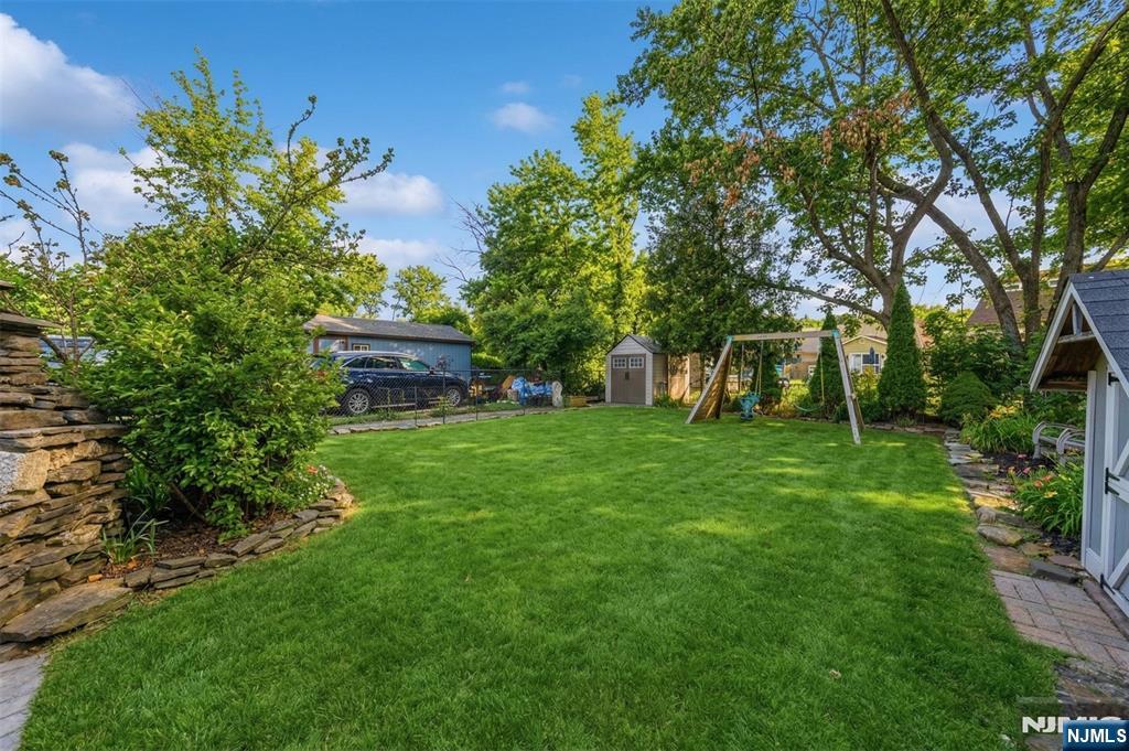 63 Franklin Road - Photo 3