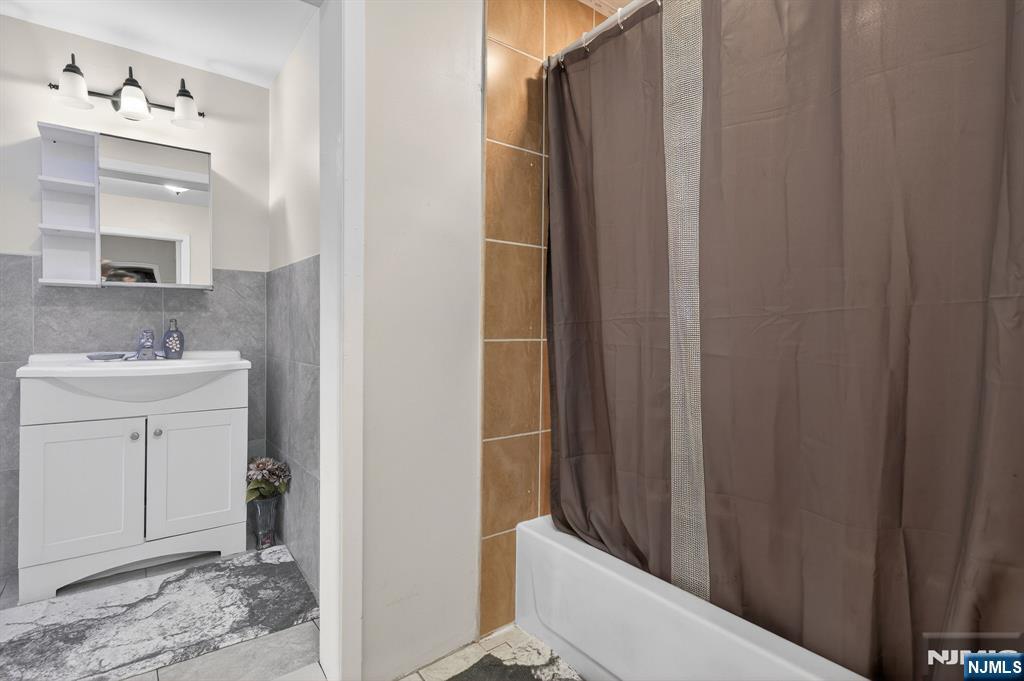 754 Highland Avenue