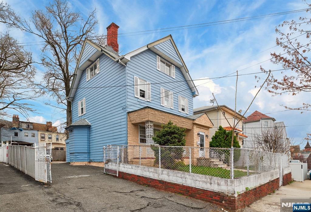 754 Highland Avenue