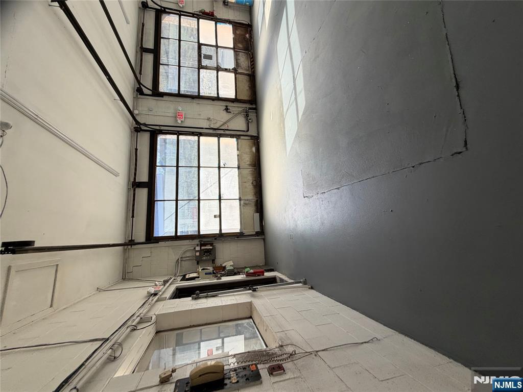 1040 Ringwood Avenue - Photo 3
