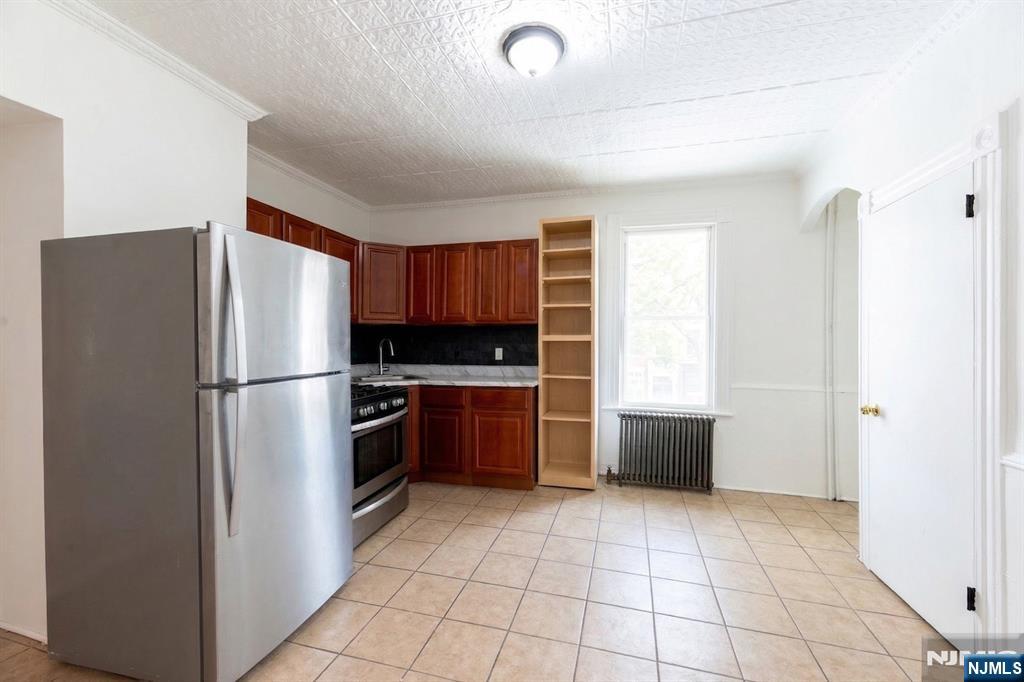 76 4th Street - Photo 3